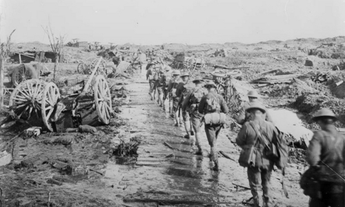 Black and white photo of soldiers walking in a line during the second battle of Passchedaele